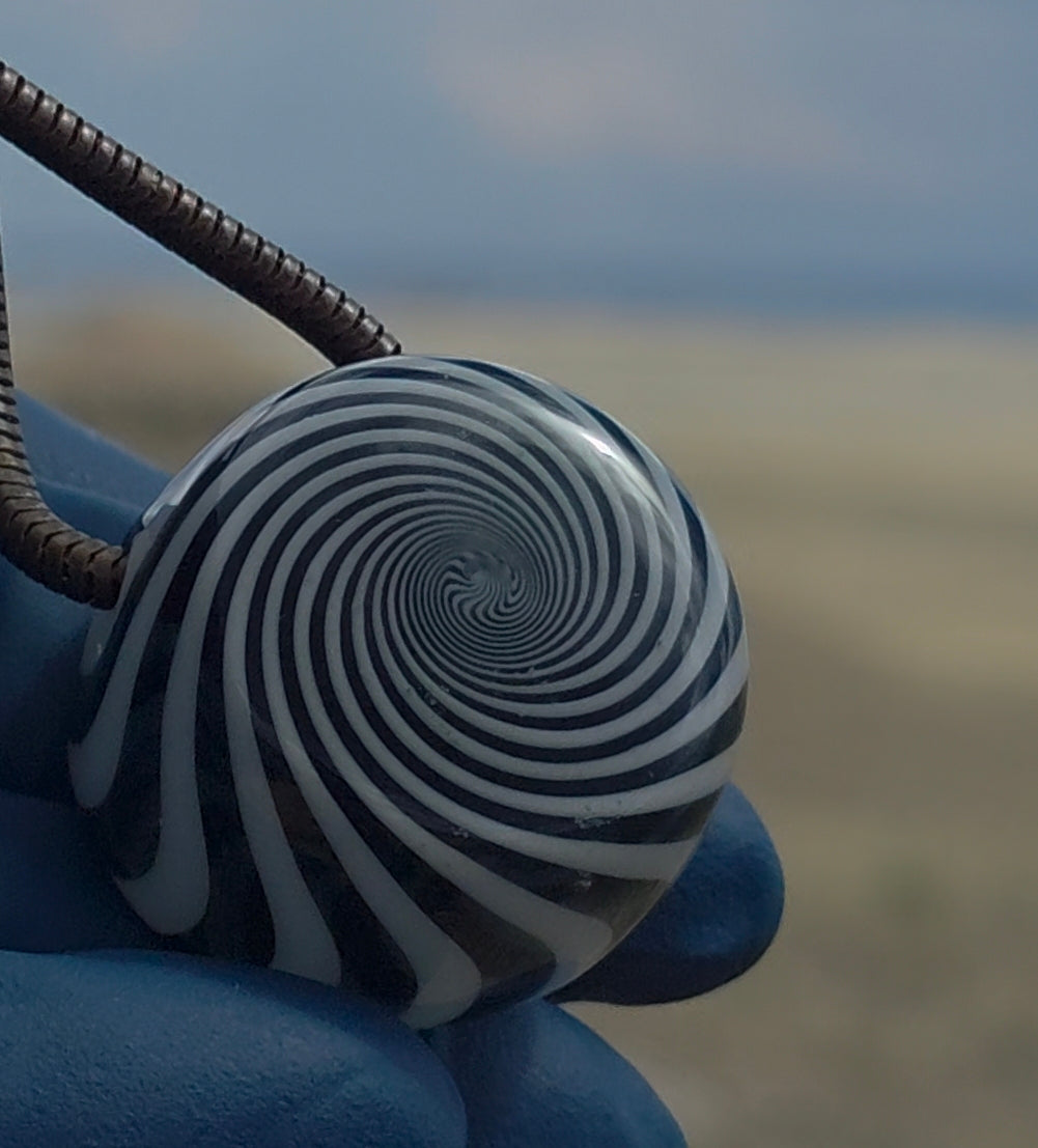 Wig-Wag pendant